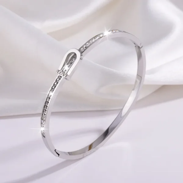 Antitarnish Silver plated on 304 stain less steel bracelet