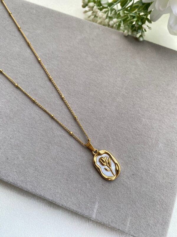 Stella 2.0 high fashioned minimal-18k gold Antitarnish 316L stainless steel necklace waterproof