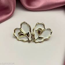 Rose in heart Korean stud