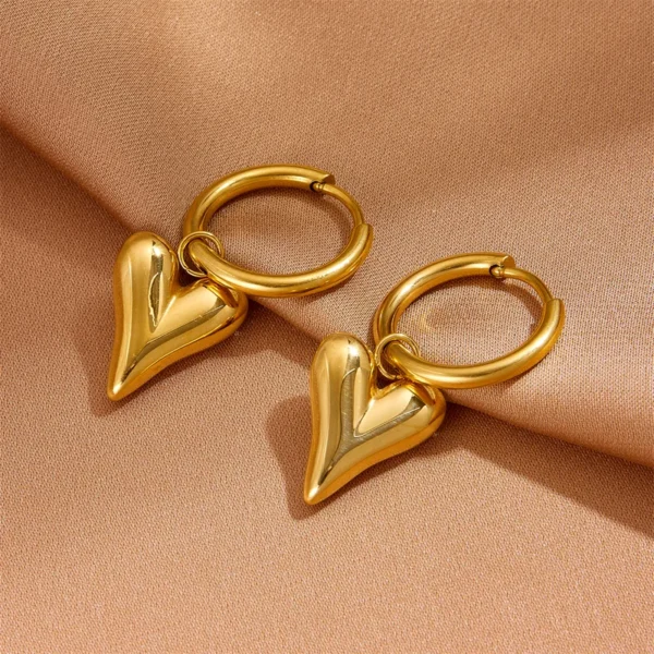 Titanium Steel 18K Gold Plated Classic Style Inlay Heart Shape Jewelry Set - Image 2