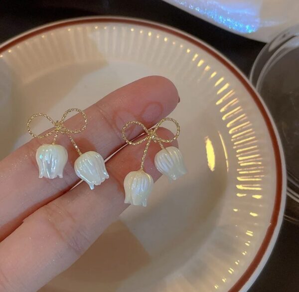 Tulip twist shining korean bow earring(Hot deal) - Image 3