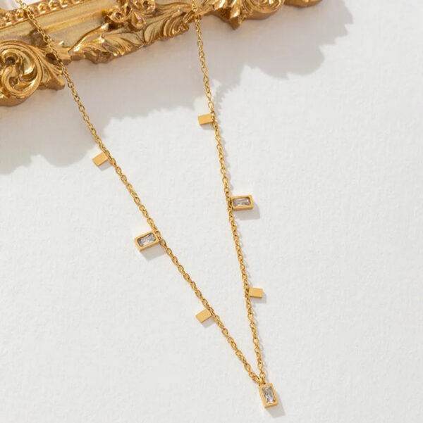 18k anti tarnish minimalist rectangle necklace - Image 2