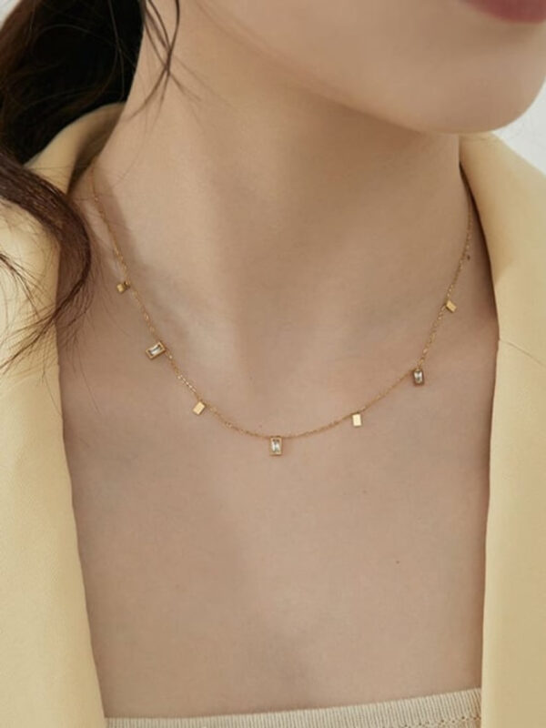 18k anti tarnish minimalist rectangle necklace - Image 6