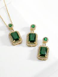 Emerald 2 pieces fashion jewel set ( Necklace/Earrings)