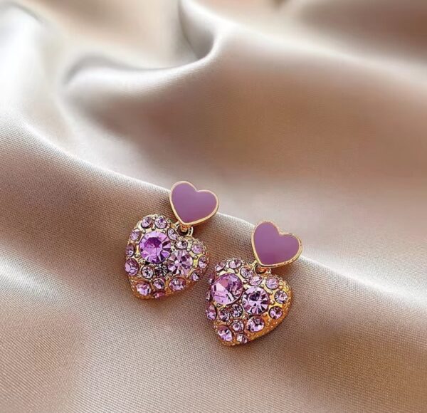 Rhinestone heart of purple love earring