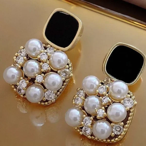 Princess pearl earrings
