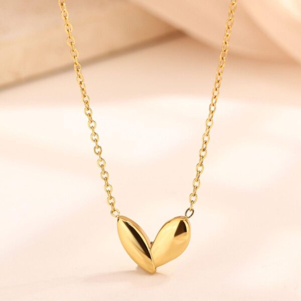 18k gold plated on Stainless Steel Anti Tarnish connected heart pendant necklace