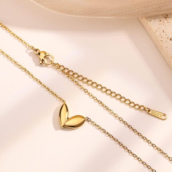 18k gold plated on Stainless Steel Anti Tarnish connected heart pendant necklace - Image 2