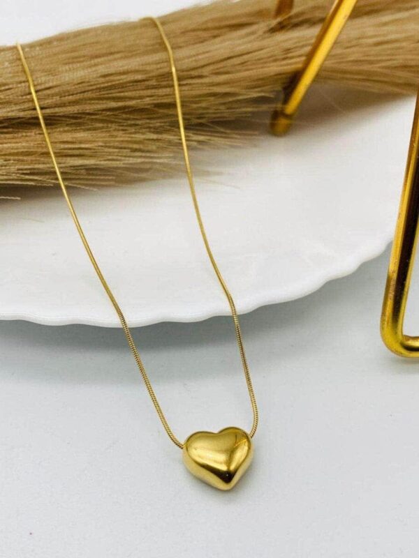 18k gold plated on Stainless Steel Anti Tarnish loop inside heart necklace - Image 2