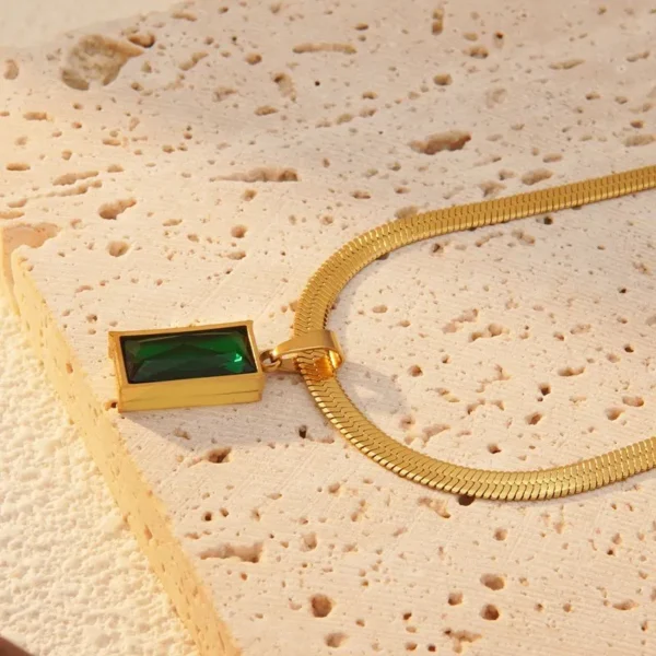18k gold plated on 316Lstainless steel Emerald pendant necklace - Image 4