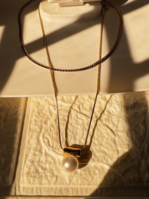 18k gold plated on 316Lstainless steel Pearl pendant necklace - Image 3