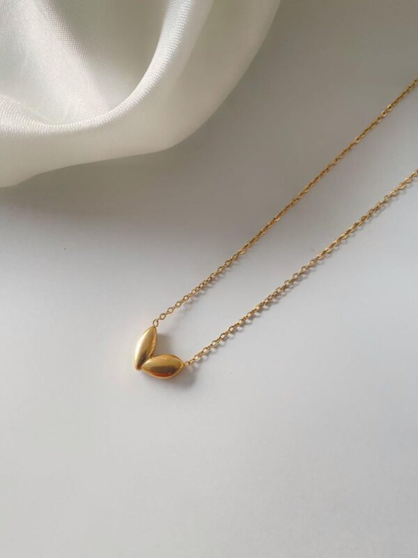 18k gold plated on Stainless Steel Anti Tarnish connected heart pendant necklace - Image 3