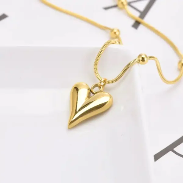 Titanium Steel 18K Gold Plated Classic Style Inlay Heart Shape pendant - Image 4