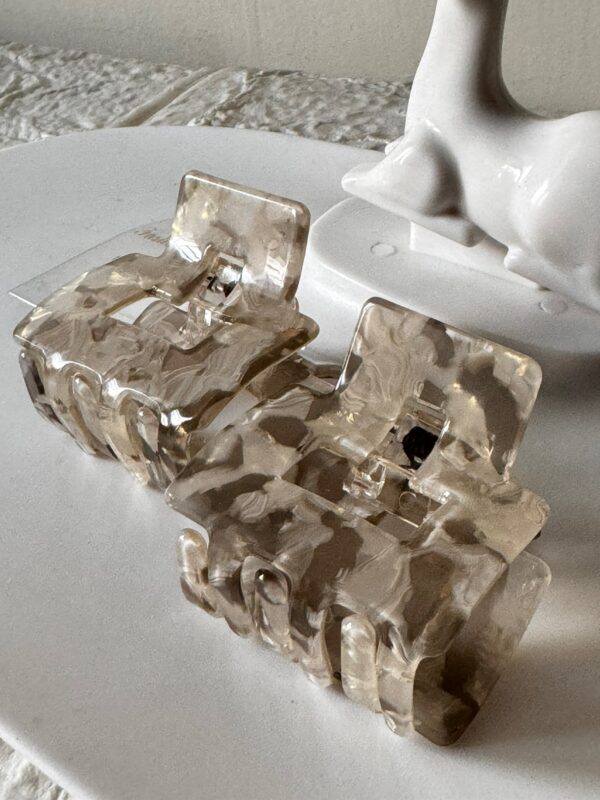 1 piece marble pattern premium quality holographic Korean hairclip