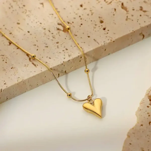 Titanium Steel 18K Gold Plated Classic Style Inlay Heart Shape pendant - Image 5