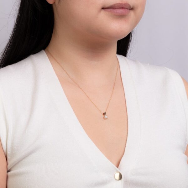 18k gold plated on 316Lstainless steelTrendy invisible necklace with Solitaire Pendant - Image 4