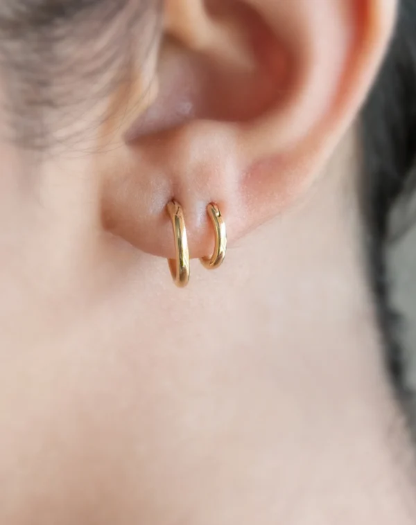 Circle mini hoops 18K Gold on 316L Stainless steel Antitarnish - Image 8