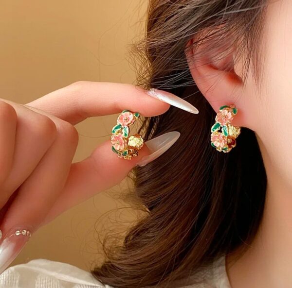 French style ear stud - Image 2