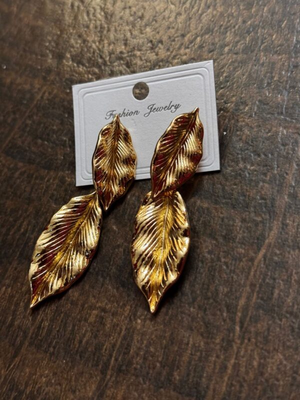 316L Stainless steel Metallic leaf hanging earring - Image 5
