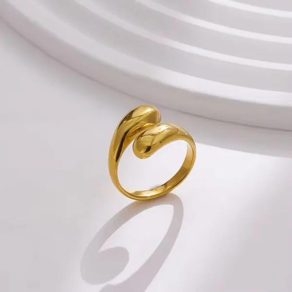 Stainless Steel 18K Gold Plated Tear drop ring waterproof