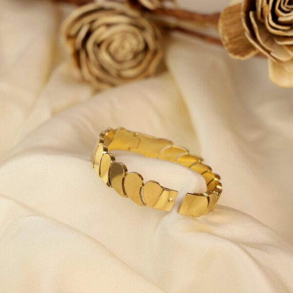 18k gold plated closed tear drop Antitarnish stainless steel bracelet - Image 2