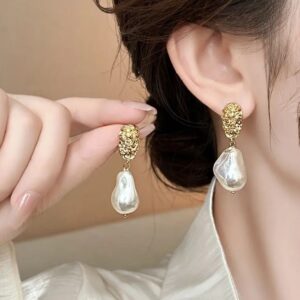 Golden hammered ,pear bottom earring