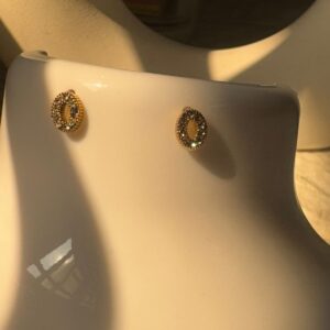 18k Gold plated on stainless steel micro Antitarnish stud