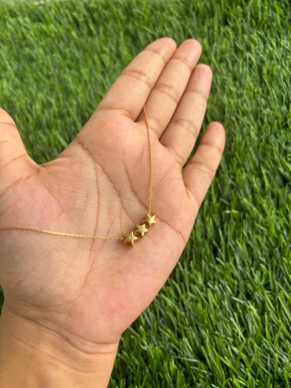 18k gold plated on Stainless Steel Anti Tarnish mini star size necklace - Image 2