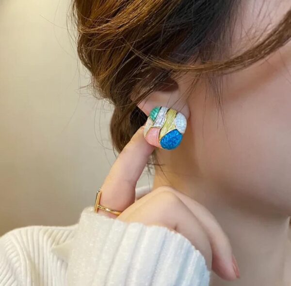 Multi color marble lite weight stud - Image 2