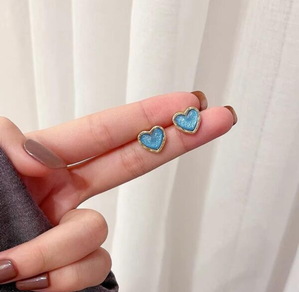Glitter blue heart stud - Image 2