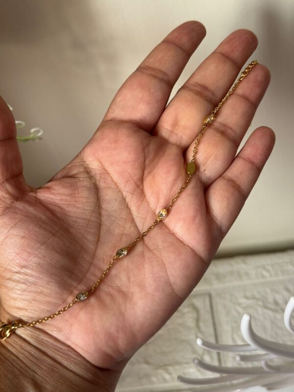 18k gold plated on stainless steel minimal Oval stone chain bracelet - Image 2