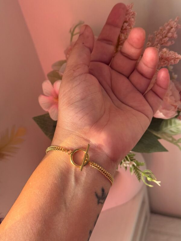 18k gold plated on stainless steel infinity two layer chain bracelet(For medium to large wrist) - Image 3