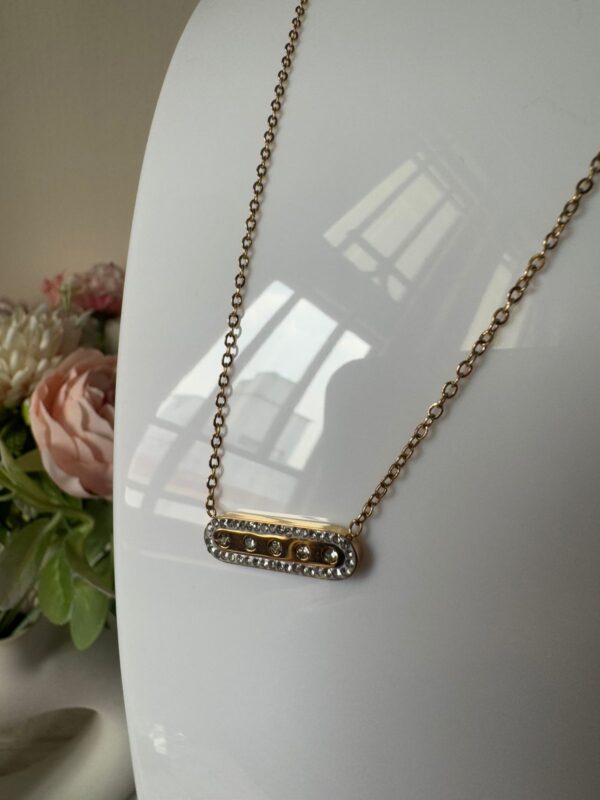 18k gold plated on Stainless Steel Anti Tarnish Horizontal stone necklace