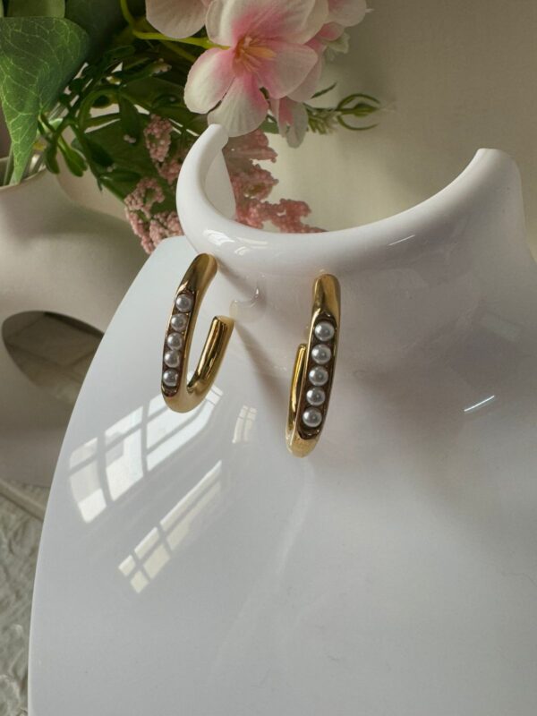 18k Gold plated on stainless steel semi hoops pearl fixed Antitarnish earring - Image 4