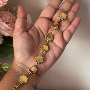 18k gold plated on stainless steel Sounded Shell chain bracelet