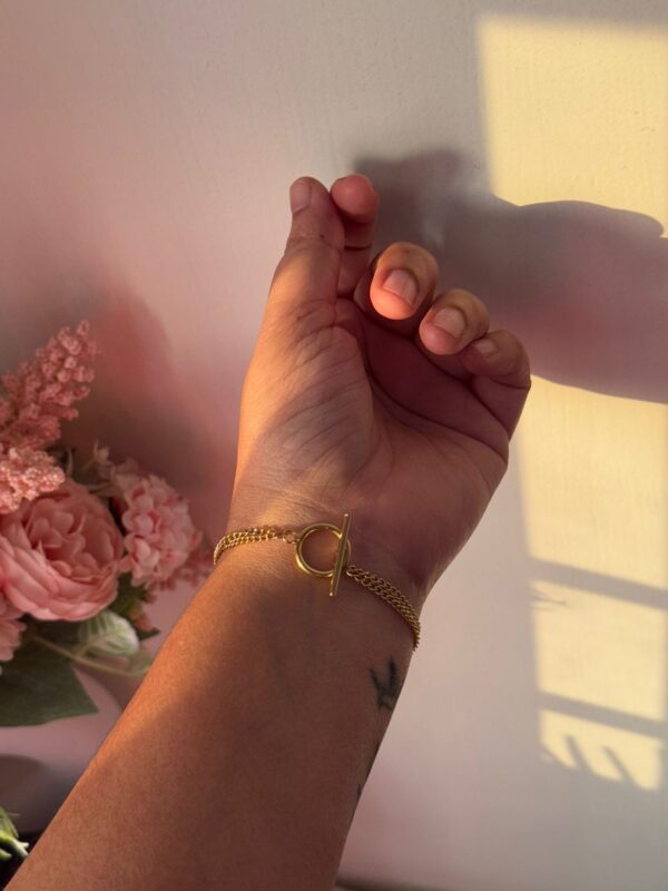 18k gold plated on stainless steel infinity two layer chain bracelet(For medium to large wrist) - Image 5