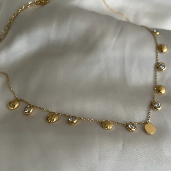 18k gold plated on Stainless Steel Anti Tarnish mini shell necklace - Image 3