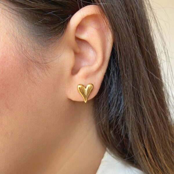 18k Gold plated on stainless steel Heart mini Antitarnish stud - Image 2