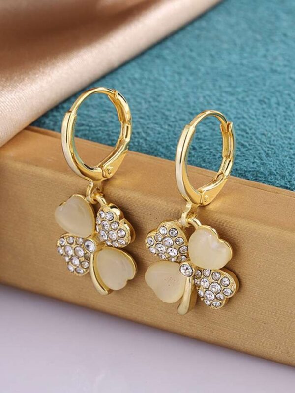 Sandal flower hoops Korean fashion earrings - Image 2