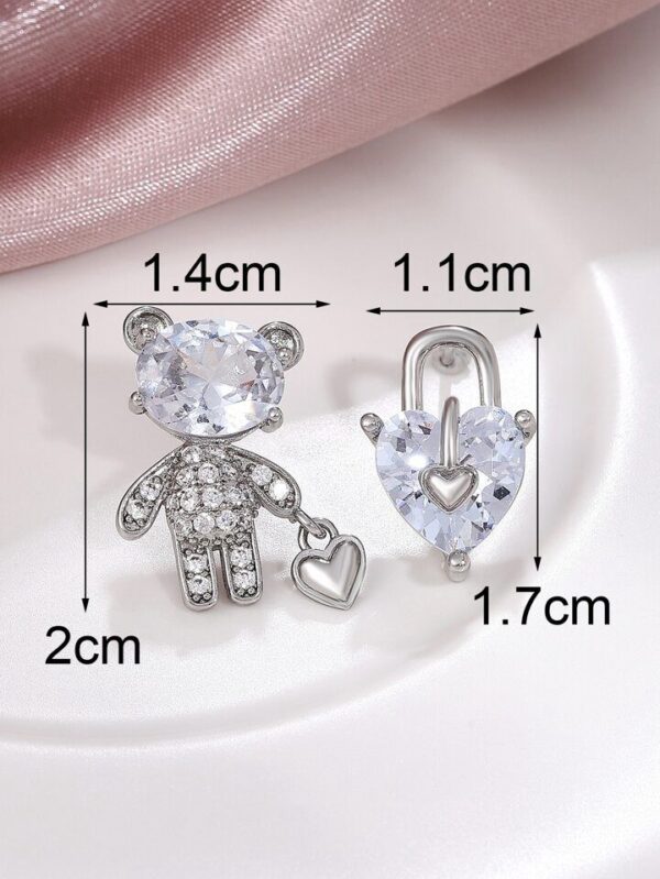 Mis-Match Korean fashion teddy lock earrings with sterling needles - Image 5