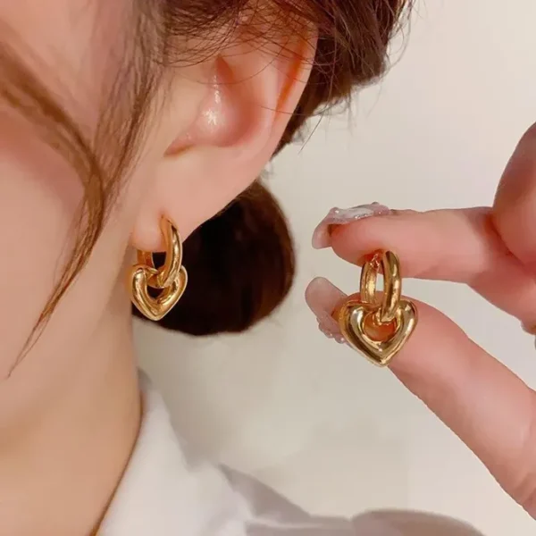 Heartshift Hoops 18k Gold plated on stainless steel Antitarnish - Image 3