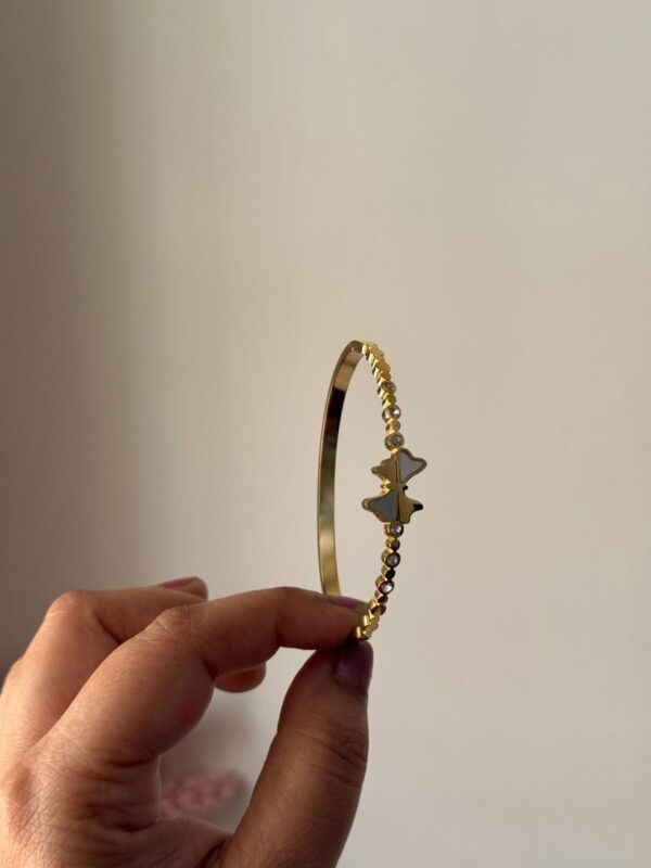 Butterfly minimal 18k gold plated on Stainless Steel anti tarnish bracelet - Image 3