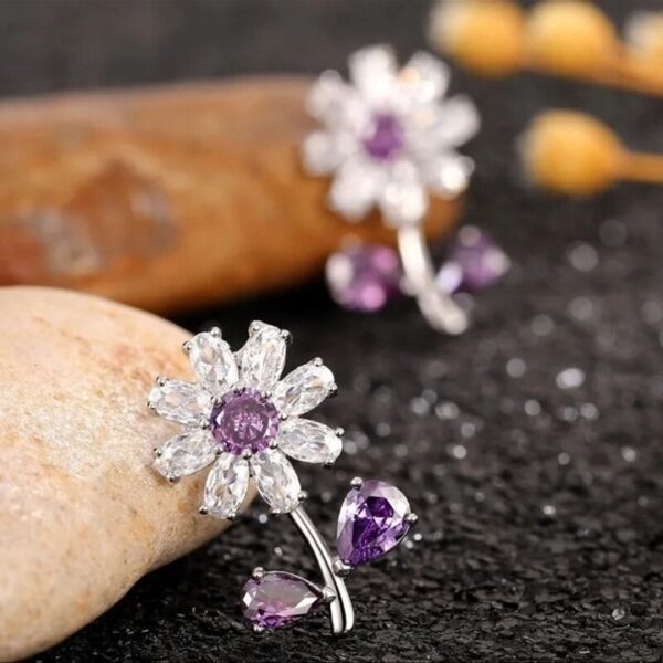 Antitarnish Purple flower 14k Gold plated on stainless steel stud