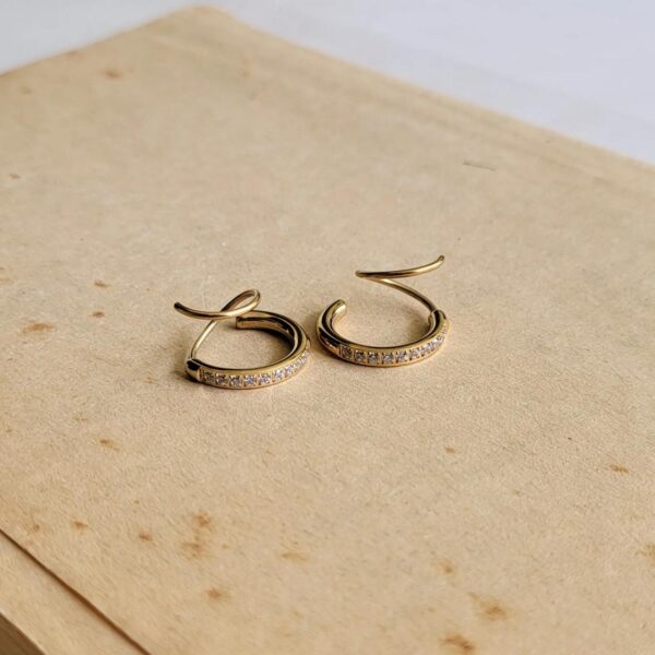 Spiral trendy Hoops 18k Gold plated on stainless steel Antitarnish - Image 5
