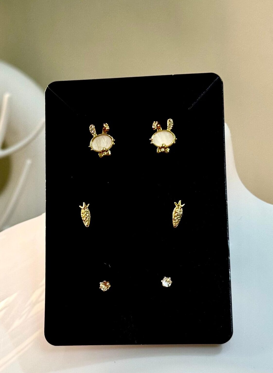 Antitarnish second stud rabbit set 18k Gold plated on stainless steel