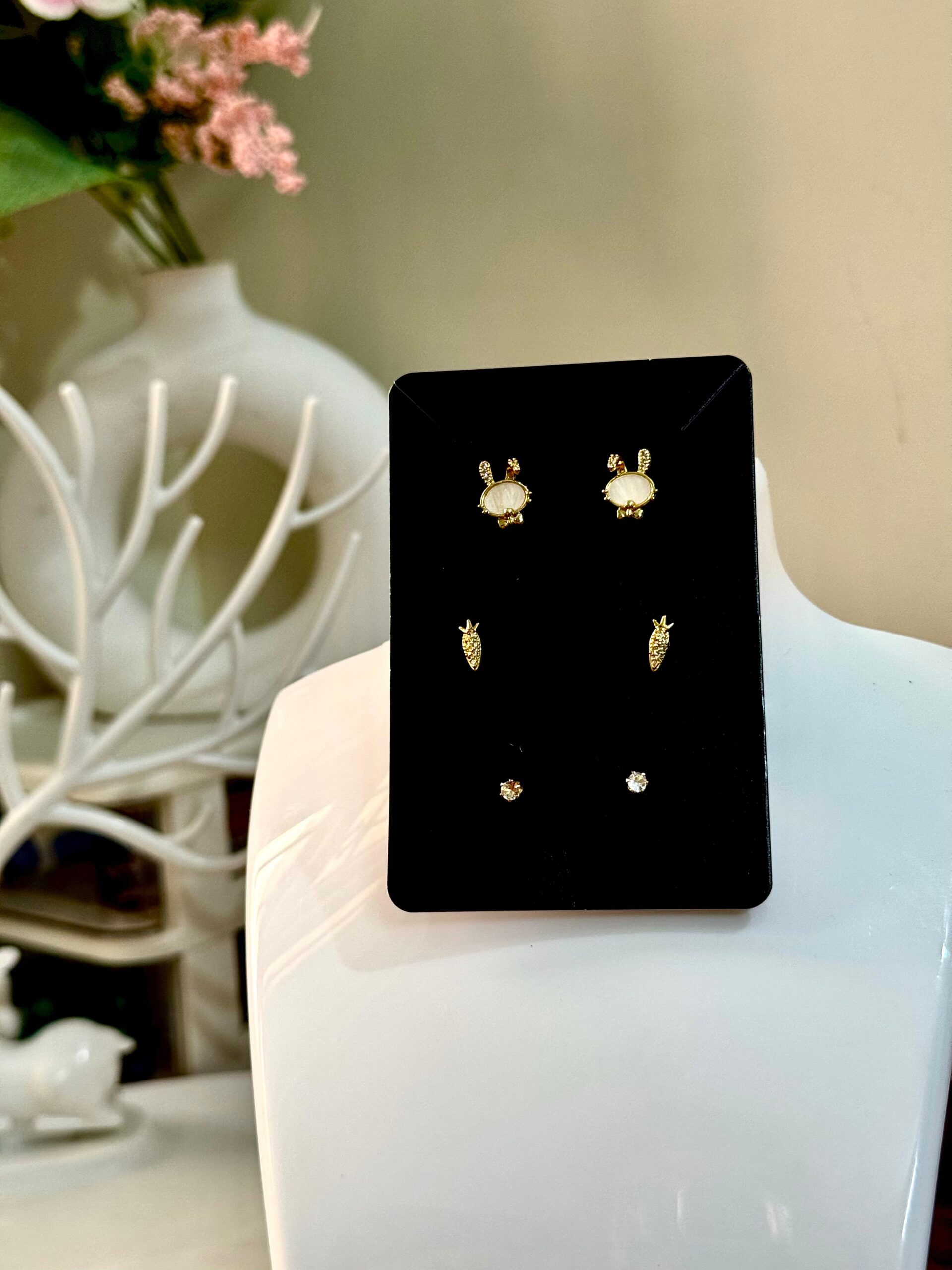 Antitarnish second stud rabbit set 18k Gold plated on stainless steel - Image 3