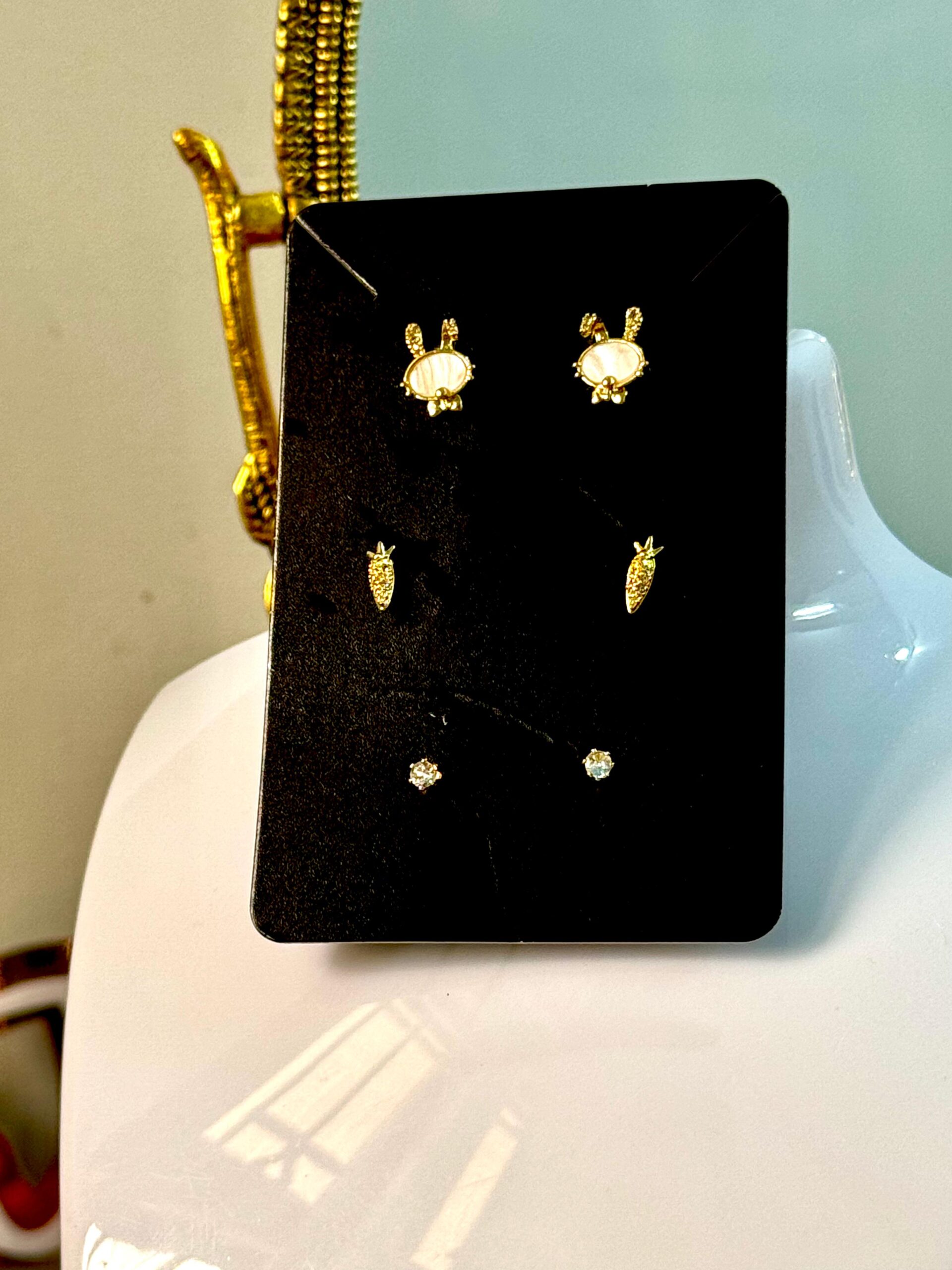 Antitarnish second stud rabbit set 18k Gold plated on stainless steel - Image 2