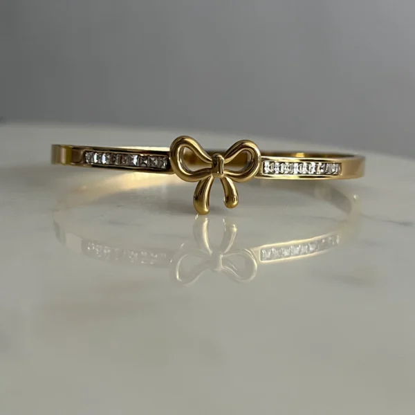Bow zircon 18k gold plated on Stainless Steel anti tarnish bracelet - Image 5