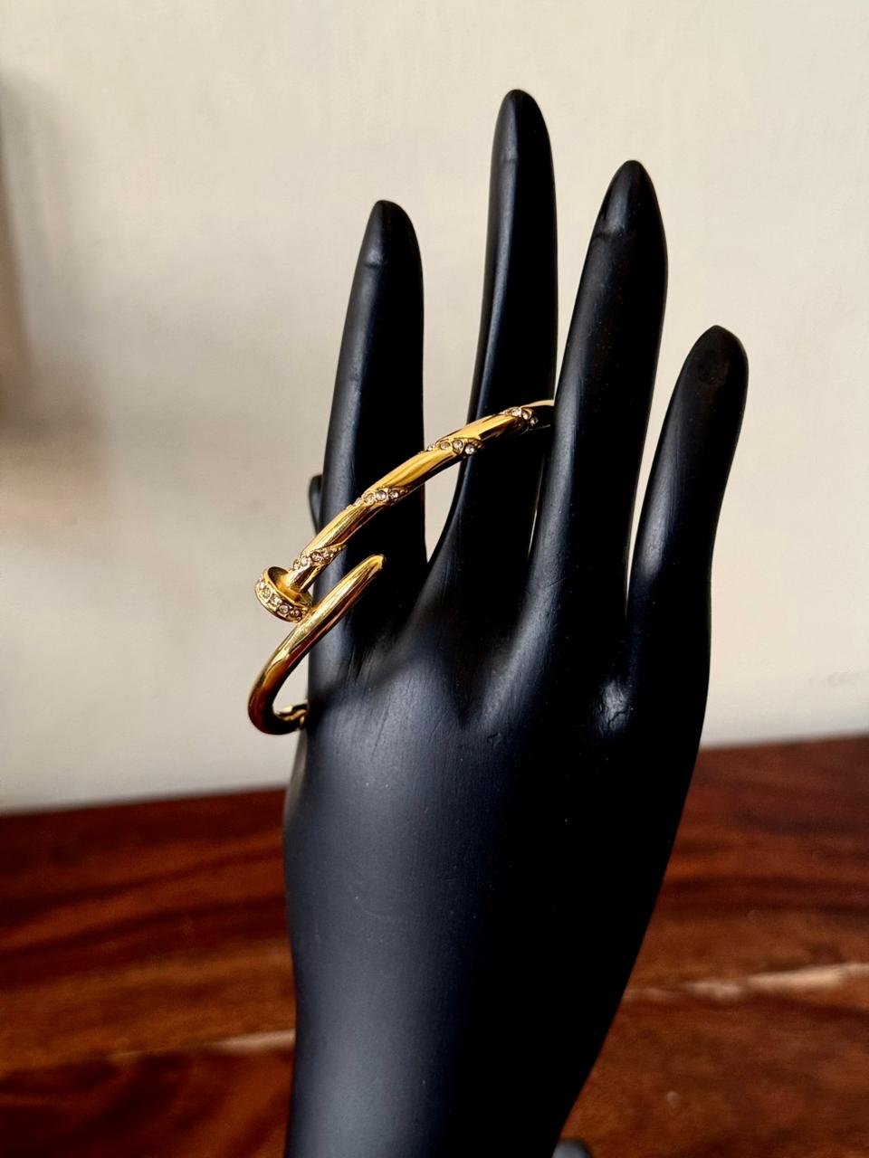 Nail studded style 18k gold plated on Stainless Steel anti tarnish bracelet - Image 3