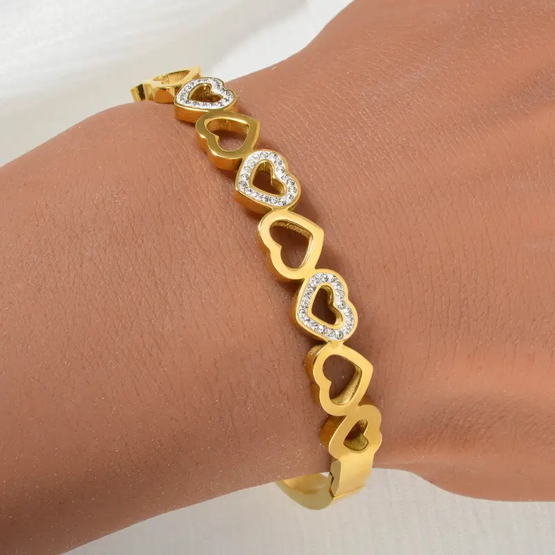 Modern love bracelet 18k gold plated on Stainless Steel anti tarnish bracelet - Image 3